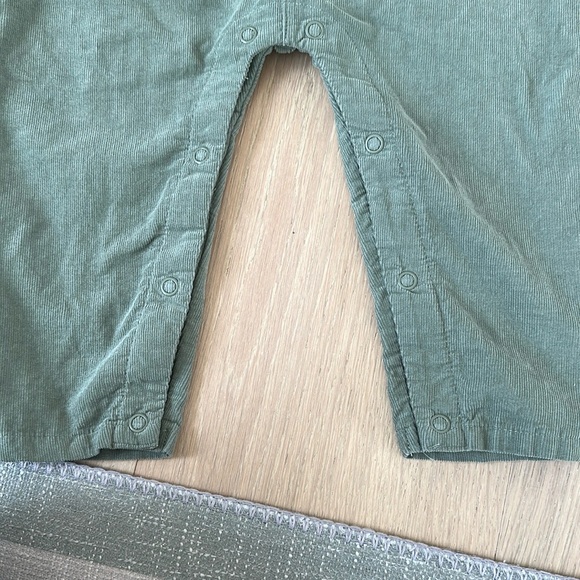 Angel Dear Green Overalls corduroy 18-24 months romper - Picture 3 of 4